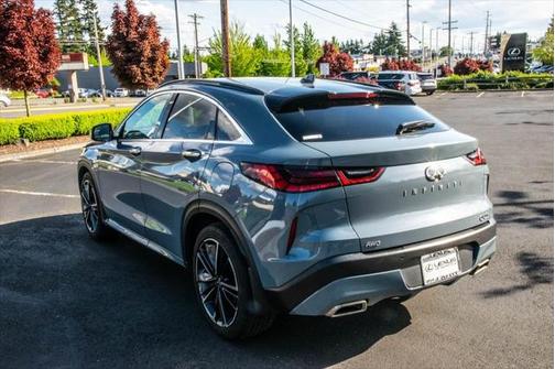 2022 INFINITI QX55 ESSENTIAL