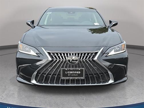 2023 Lexus ES 300h Base