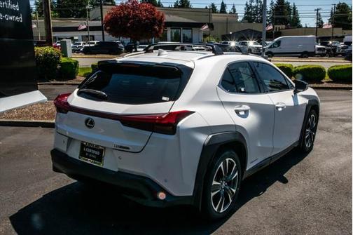 2020 Lexus UX 250h Base