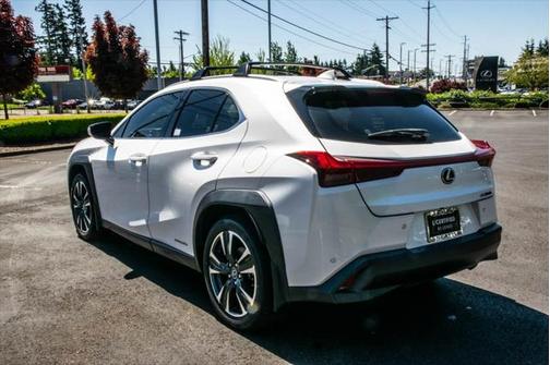 2020 Lexus UX 250h Base