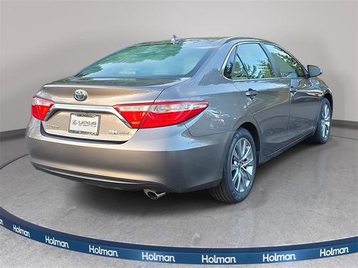 2017 Toyota Camry Hybrid XLE