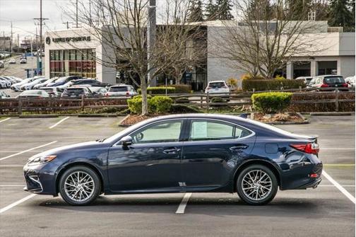 2016 Lexus ES 350 Base