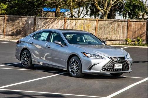 2023 Lexus ES 250 Base
