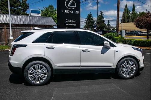 2020 Cadillac XT5 Sport