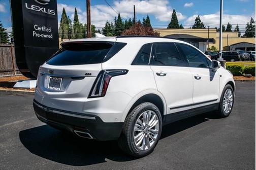 2020 Cadillac XT5 Sport
