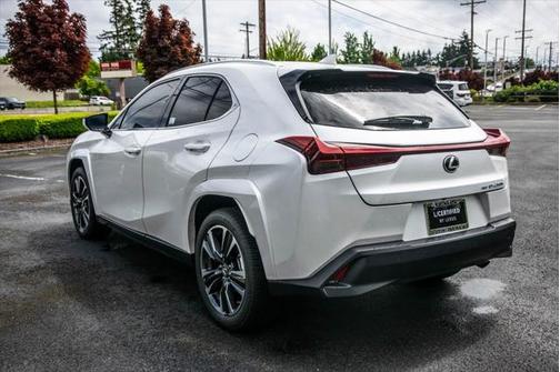2024 Lexus UX 250h Base