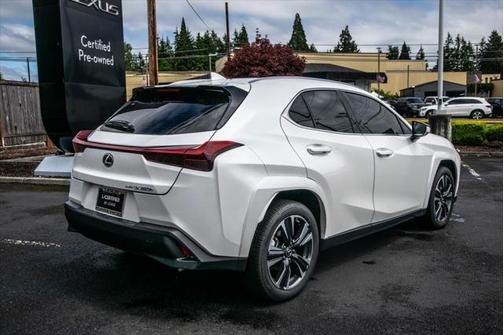 2024 Lexus UX 250h Base