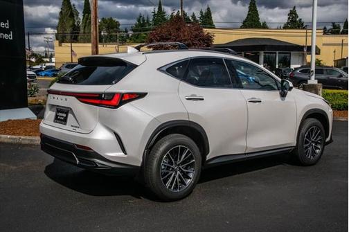 2025 Lexus NX 350h Premium