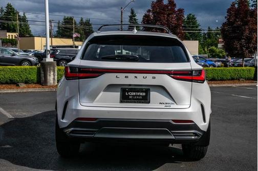 2025 Lexus NX 350h Premium