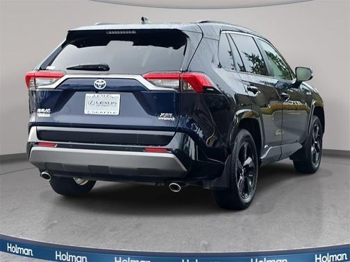 2019 Toyota RAV4 Hybrid SE