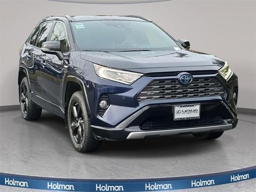 2019 Toyota RAV4 Hybrid SE