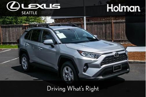 2020 Toyota RAV4 XLE