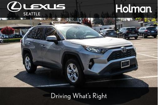 2020 Toyota RAV4 XLE