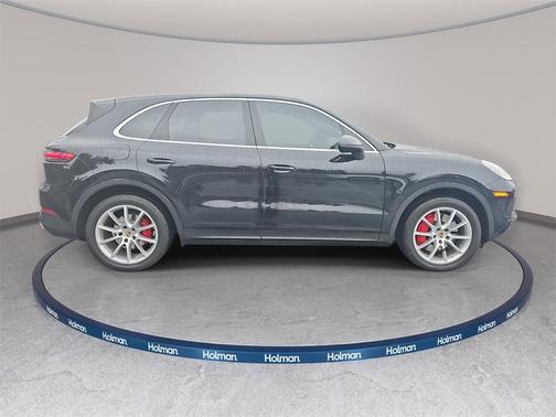 2022 Porsche Cayenne Cayenne