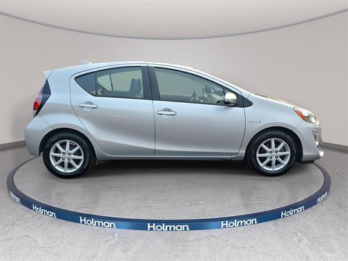 2016 Toyota Prius c Four