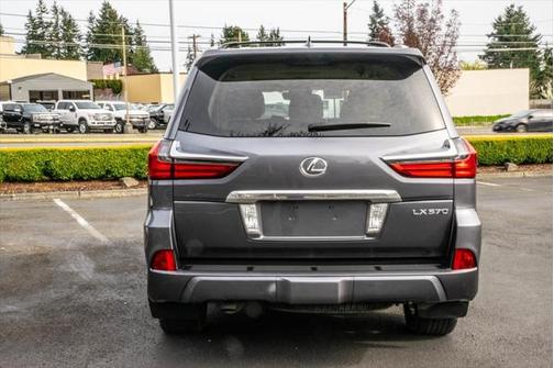 2016 Lexus LX 570 Base