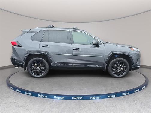 2023 Toyota RAV4 Hybrid SE