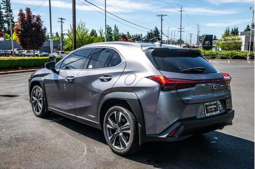 2021 Lexus UX 250h Luxury