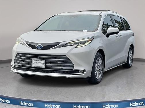 2024 Toyota Sienna Platinum