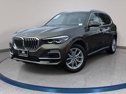 Manhattan Green Metallic 2021 BMW X5 xDrive40i