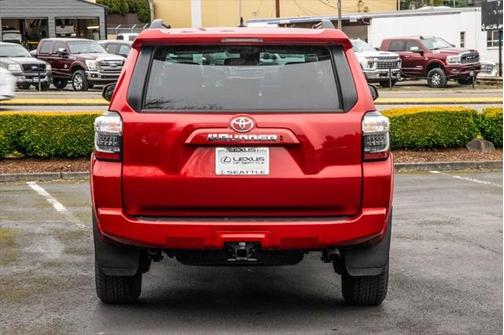 2024 Toyota 4Runner SR5