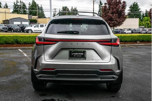 2025 Lexus NX 350h Premium