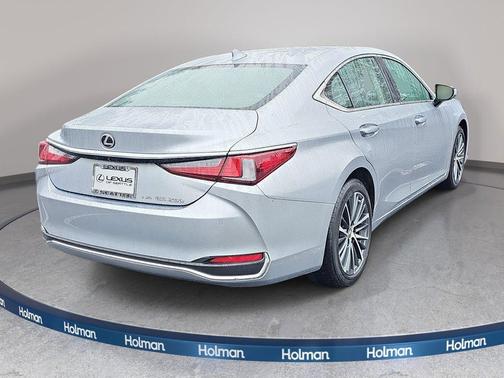 Iridium 2023 Lexus ES 250 Base