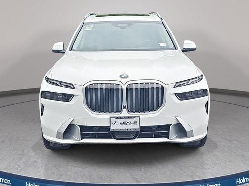 Alpine White 2023 BMW X7 xDrive40i