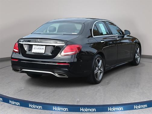 2017 Mercedes-Benz E-Class 4MATIC