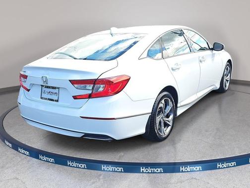 Platinum White Pearl 2018 Honda Accord EX