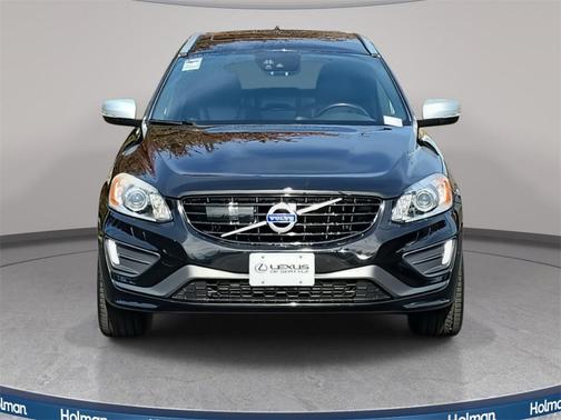 2017 Volvo XC60 T6 R-Design