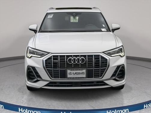 2024 Audi Q3 Premium 45 TFSI S line quattro Tiptronic