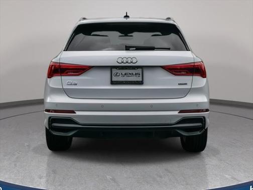 2024 Audi Q3 Premium 45 TFSI S line quattro Tiptronic