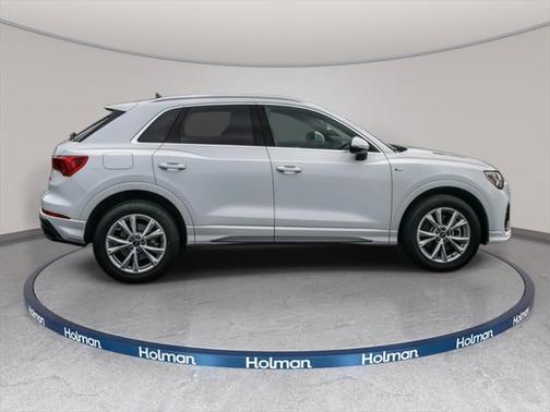 2024 Audi Q3 Premium 45 TFSI S line quattro Tiptronic