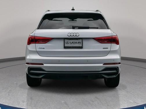 2024 Audi Q3 Premium 45 TFSI S line quattro Tiptronic