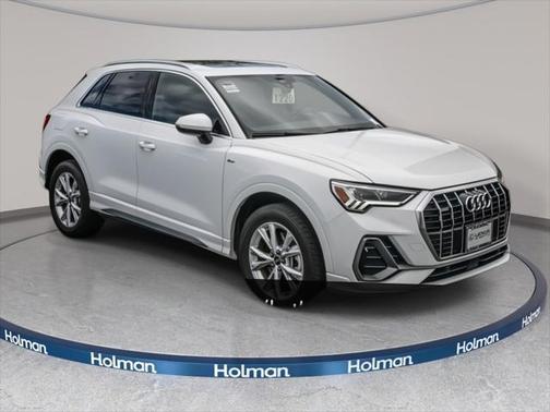 2024 Audi Q3 Premium 45 TFSI S line quattro Tiptronic