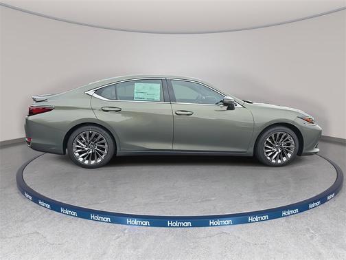 2025 Lexus ES 300h Luxury