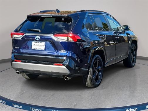 2019 Toyota RAV4 Hybrid SE