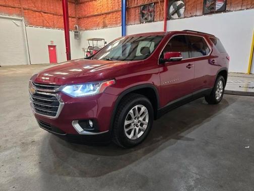 Cajun Red Tintcoat 2019 Chevrolet Traverse LT Cloth
