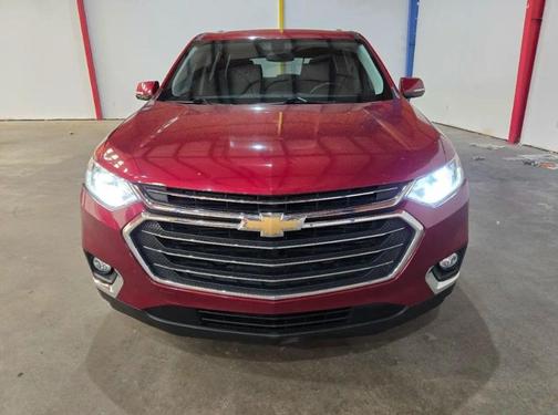 Cajun Red Tintcoat 2019 Chevrolet Traverse LT Cloth