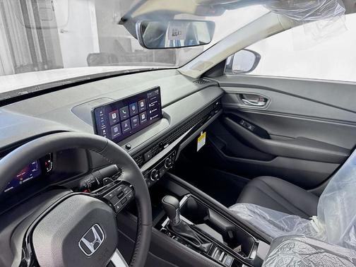 Platinum 2026 Honda Accord Hybrid Touring