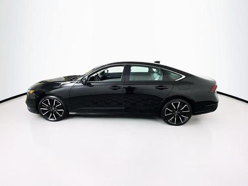 Crystal Black Pearl 2024 Honda Accord Hybrid Touring