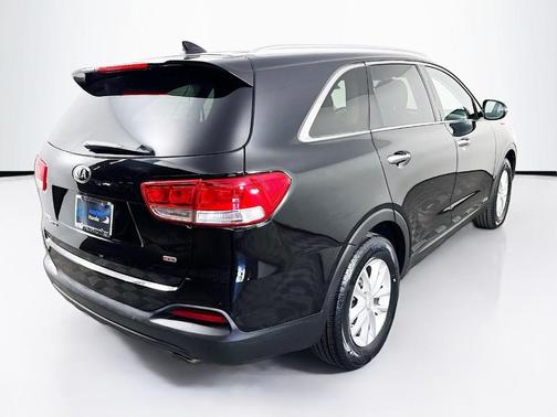 Ebony Black 2017 Kia Sorento LX