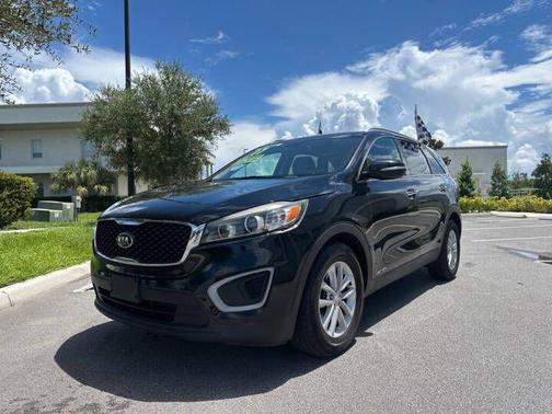 Ebony Black 2017 Kia Sorento LX