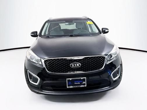 Ebony Black 2017 Kia Sorento LX