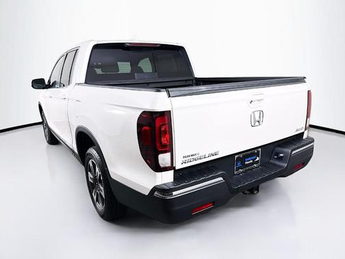 Platinum White Pearl 2019 Honda Ridgeline RTL-T