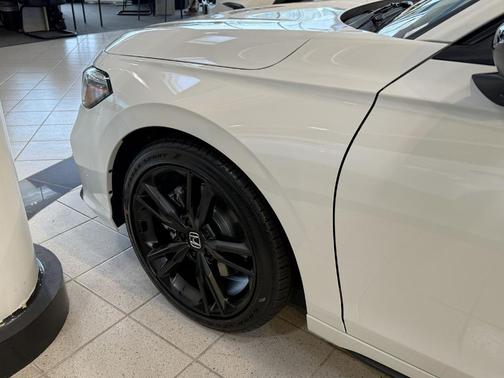 Platinum White Pearl 2026 Honda Civic Si Base