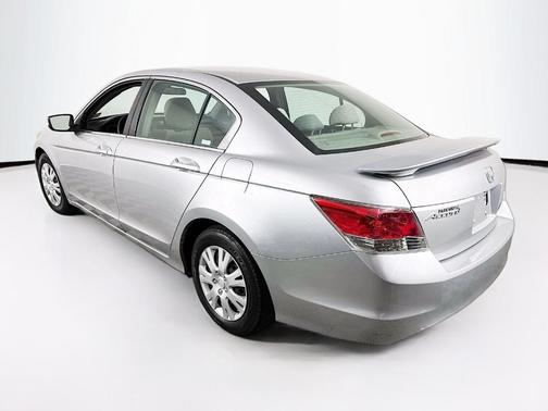 Alabaster Silver Metallic 2008 Honda Accord LX