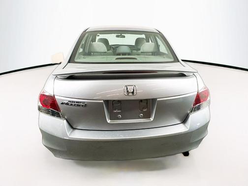 Alabaster Silver Metallic 2008 Honda Accord LX