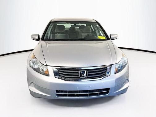 Alabaster Silver Metallic 2008 Honda Accord LX